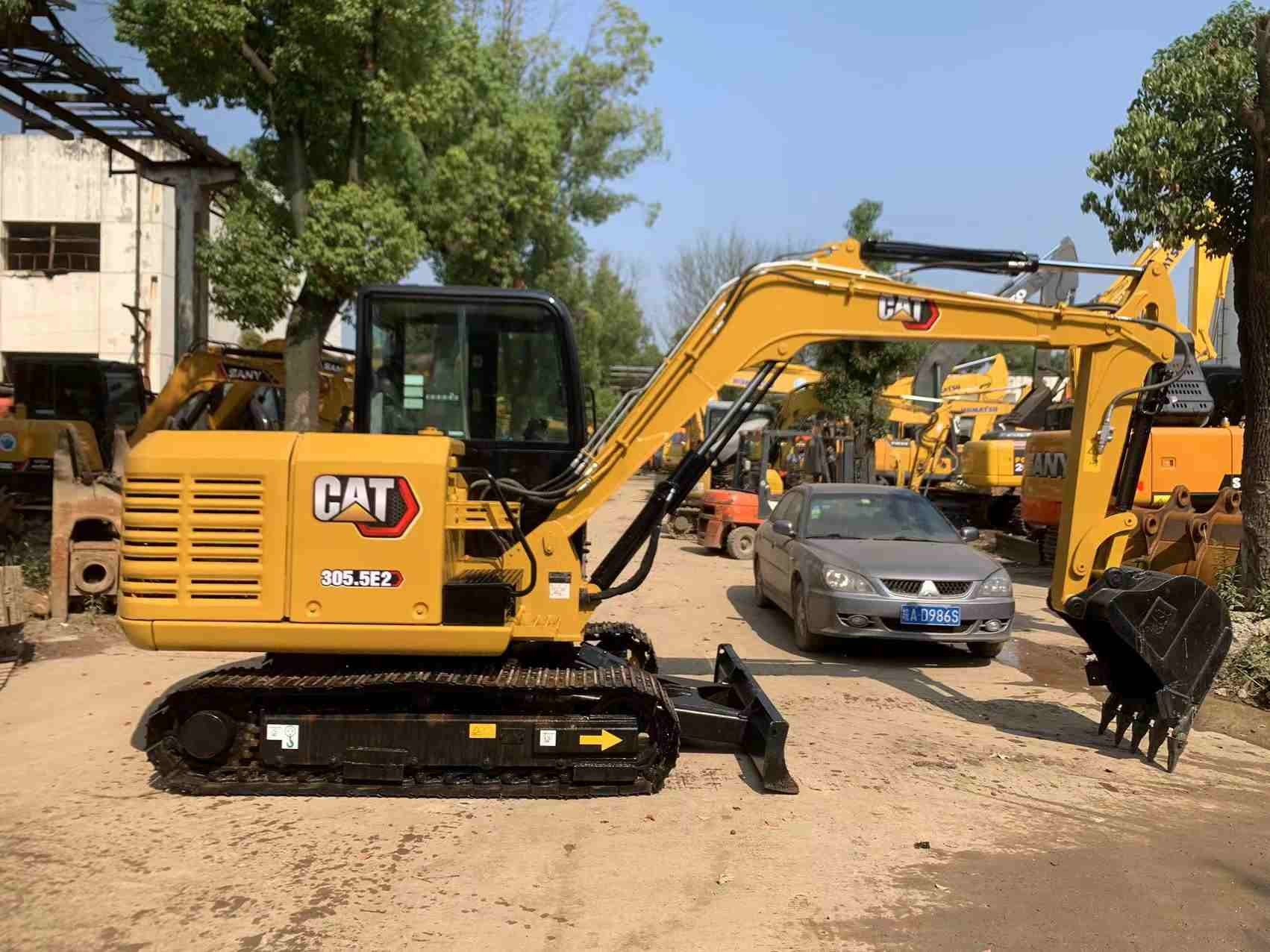 Japońska używana koparka CAT na sprzedaż używana 305.5E2 Maszyny Jindongyu
