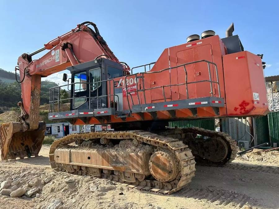 Japońska używana grawitacja Hitachi 120 ton na sprzedaż używana EX1200 Maszyny Jindongyu
