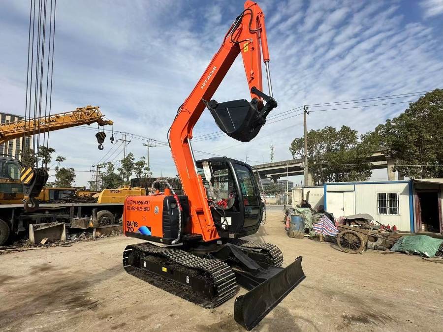 Japońska używana grabiarka Hitachi Mini na sprzedaż ZX70 Jindongyu Machinery