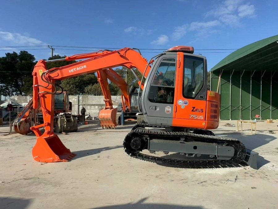 Japońska używana koparka Hitachi na sprzedaż używana Mini ZX75US-A Maszyny Jindongyu
