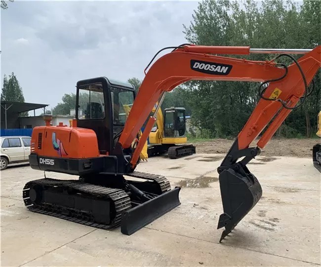 Korea Stosowany grabarz Doosan na sprzedaż używany DH55 Jindongyu Machinery