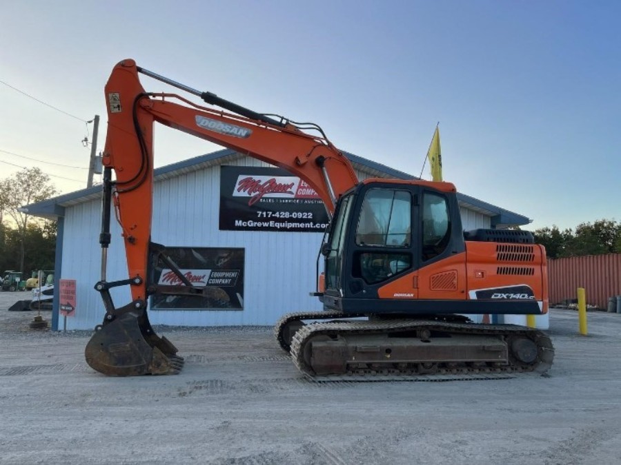 Korea Stosowany grabarz Doosan na sprzedaż używany DX140LC Maszyny Jindongyu