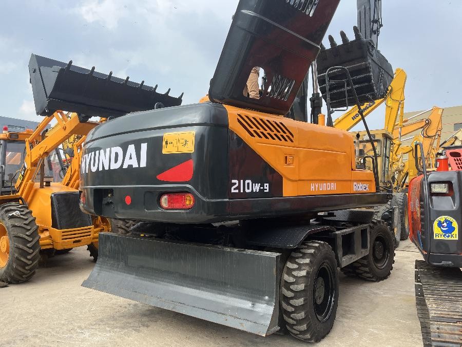 Korea Hyundai Ekskawator sprzedawany z drugiej ręki R210w-9 21 Ton Jindongyu Machinery