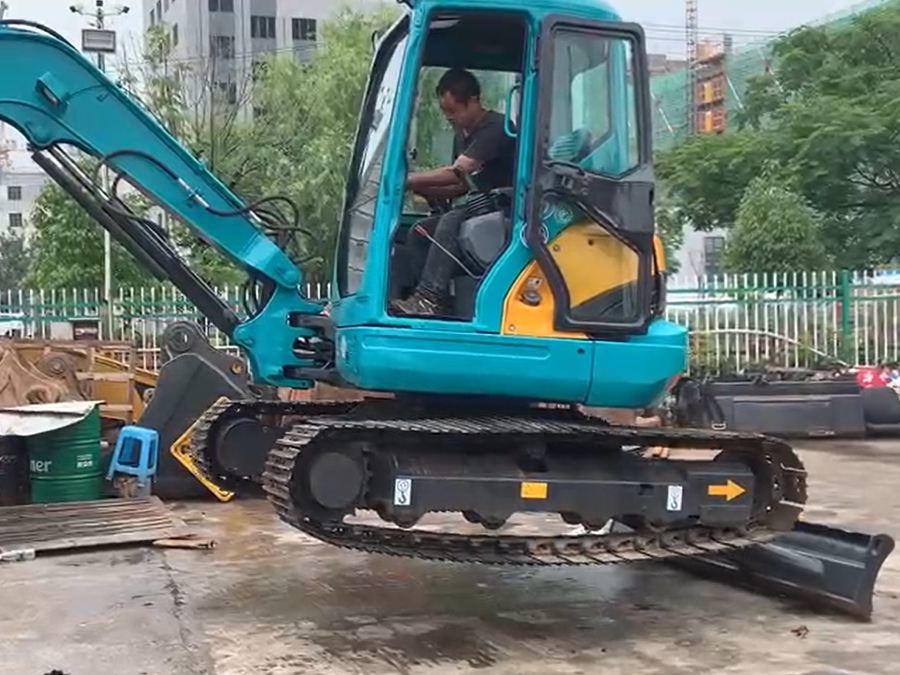 Japońska używana koparka Kubota na sprzedaż używana KX161-3S Maszyny Jindongyu