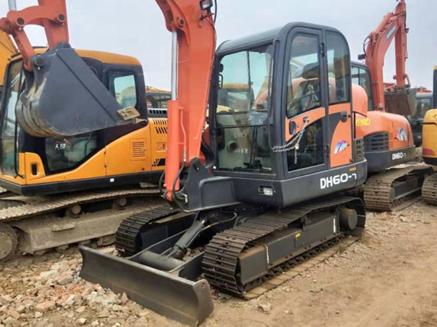 Korea Stosowany grabarz Doosan na sprzedaż używany DH60-7 Maszyny Jindongyu