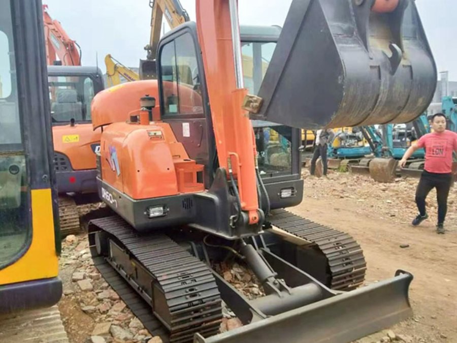 Korea Stosowany grabarz Doosan na sprzedaż używany DH60-7 Maszyny Jindongyu
