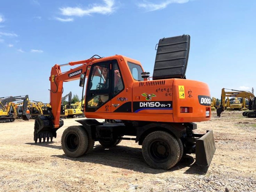 Korea Stosowana koparka Doosan na sprzedaż używana DH150W Maszyny Jindongyu