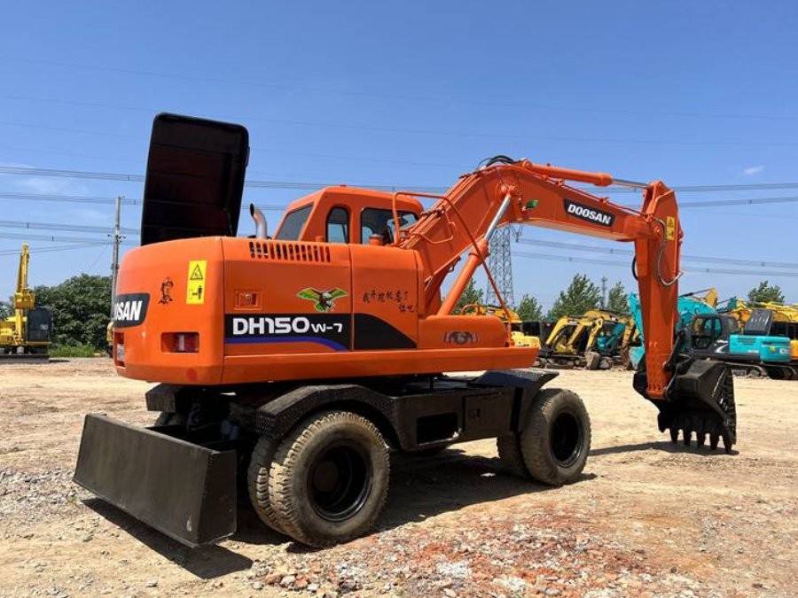 Korea Stosowana koparka Doosan na sprzedaż używana DH150W Maszyny Jindongyu