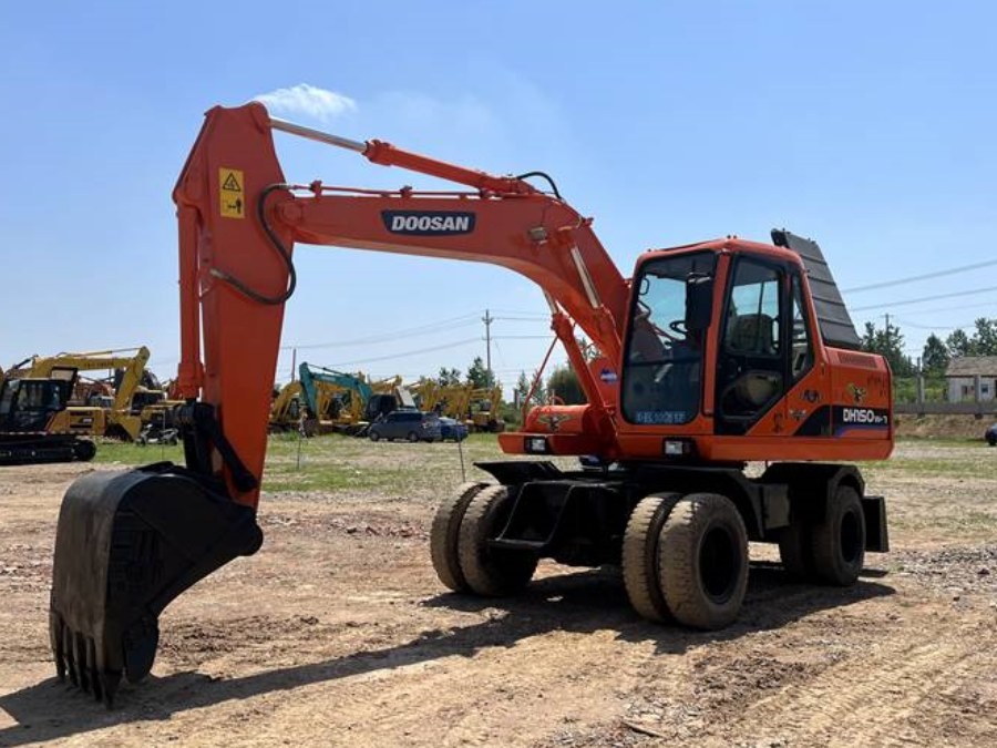 Korea Stosowana koparka Doosan na sprzedaż używana DH150W Maszyny Jindongyu