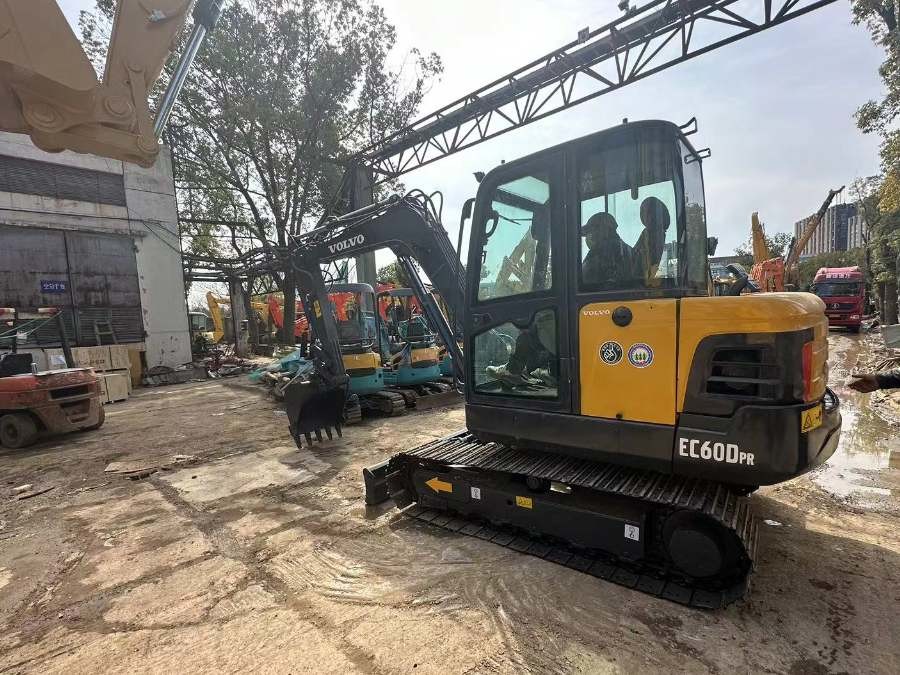 Korea Sprzedana Volvo Excavator używana EC60D Jindongyu Machinery