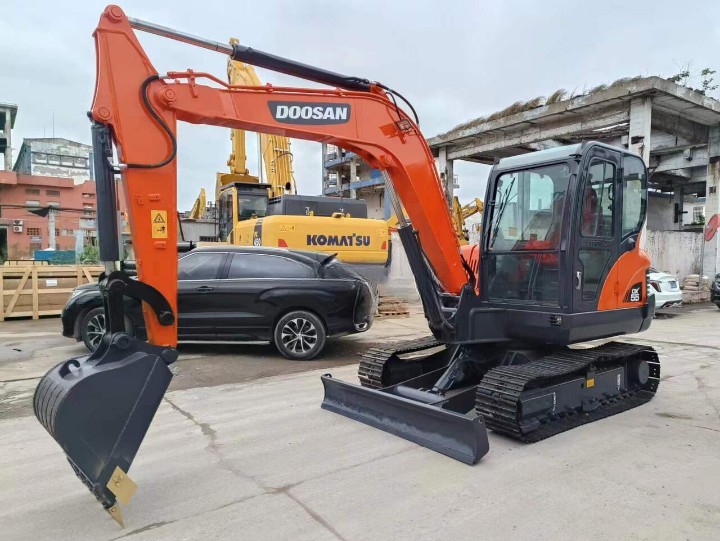 Korea Stosowany grabarz Doosan na sprzedaż używany DX55 Jindongyu Machinery